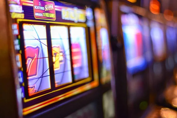 jaringan app showing live dealer blackjack table and account login screen